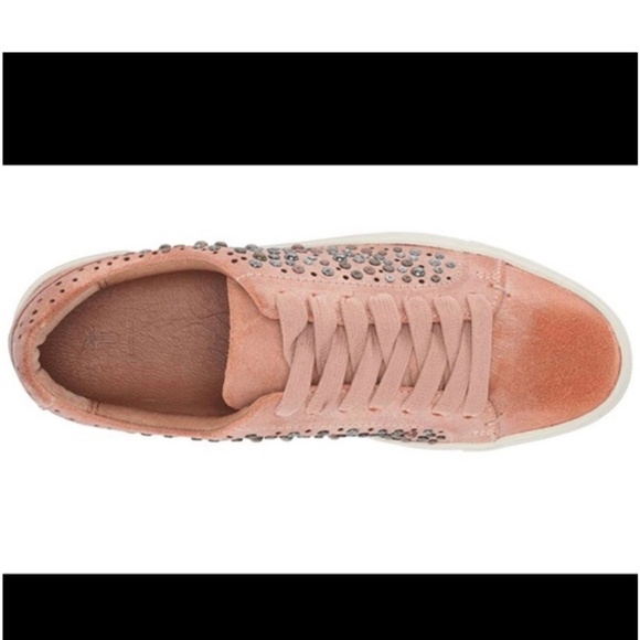 Frye Ivy Deco Stud Sneaker blush/pink size 7.5 - Picture 2 of 9